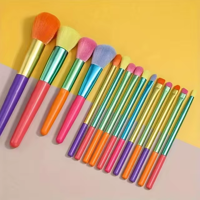 🌈 Prism Dream – 15-Piece Rainbow Makeup Brush Set