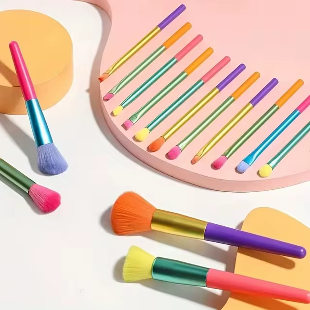 🌈 Prism Dream – 15-Piece Rainbow Makeup Brush Set